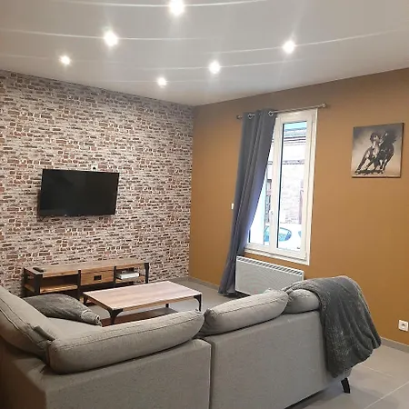 Of08 - Maison Entre Et Foret *